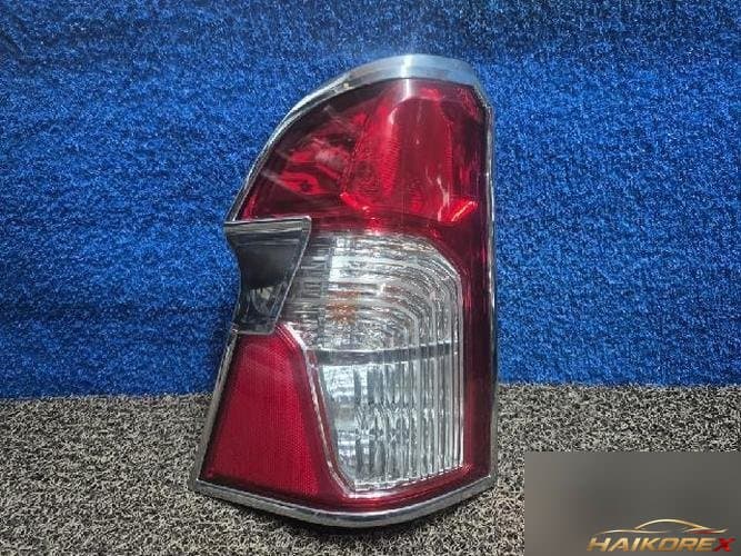 KG Mobility Korando 2014 — комбинированный фонарь задний левый (водителя)