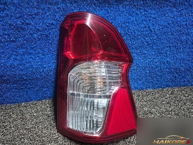 KG Mobility Korando 2014 — комбинированный задний фонарь правый (пассажирский)