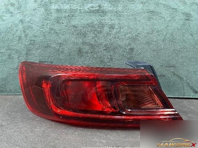 Renault SM6 2019 — комбинированный фонарь задний левый