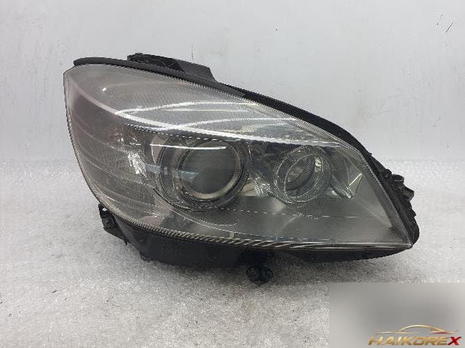 Mercedes-Benz C-класс 2010 — фара правая (ксенон) A2048203059