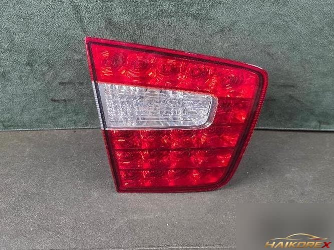 Kia Mohave 2011 — накладка задней двери левая 2