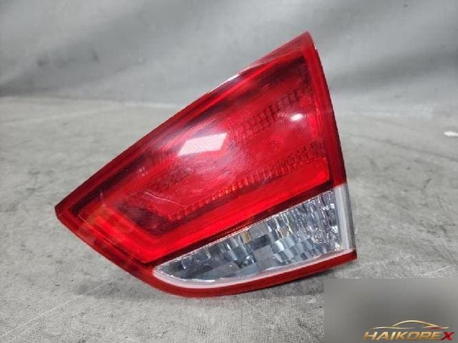 Hyundai Tucson 2010 — фонарь освещения багажника правый