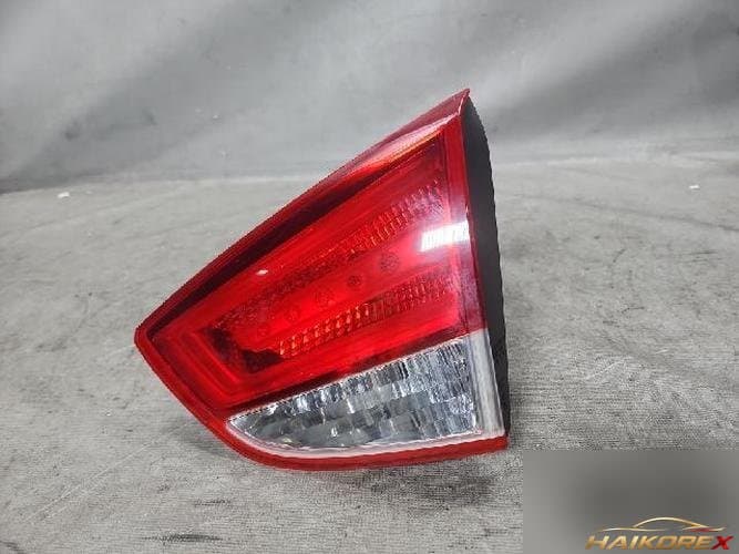 Hyundai Tucson 2011 — задний фонарь (багажник) 1