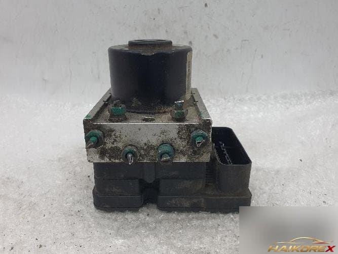 Renault SM5 2011 — блок ABS 476601787R