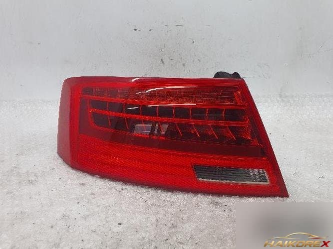 Audi A5 2015 — комбинированный фонарь задний левый (водителя) 8T8945095F