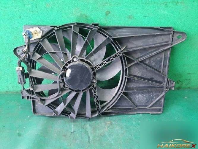 Fiat 500 2016 — вентилятор радиатора