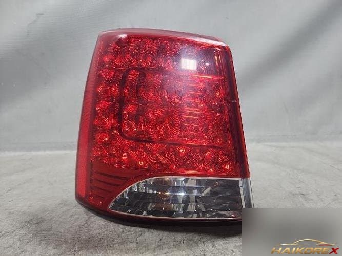 Kia Sorento 2010 — фонарь задний левый в сборе