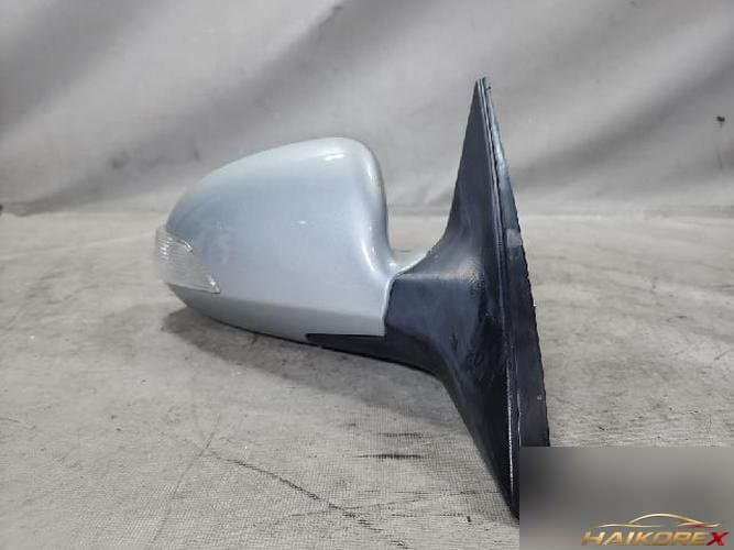 Hyundai Avante 2010 — боковое зеркало правое