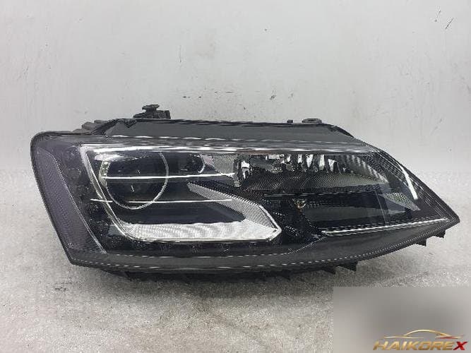 Volkswagen Jetta 2015 — фара правая 5C7 941 752 E 2