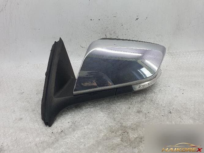 Chevrolet Impala 2016 — боковое зеркало левое 23410937