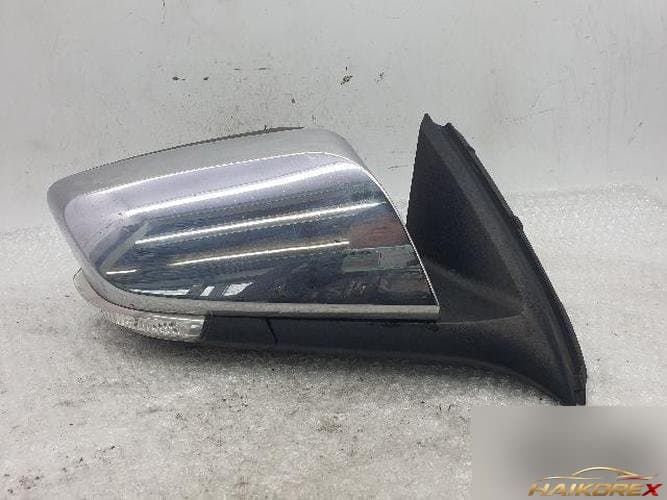 Chevrolet Impala 2016 — боковое зеркало правое
