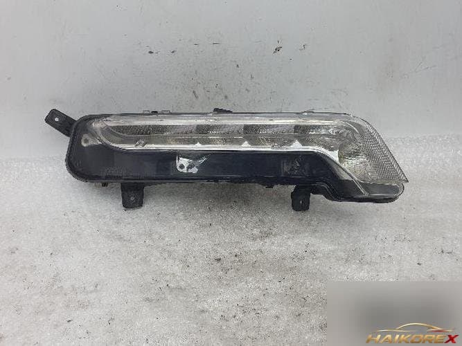 Chevrolet Impala 2016 — дневной ходовой огонь правый (LED DRL)