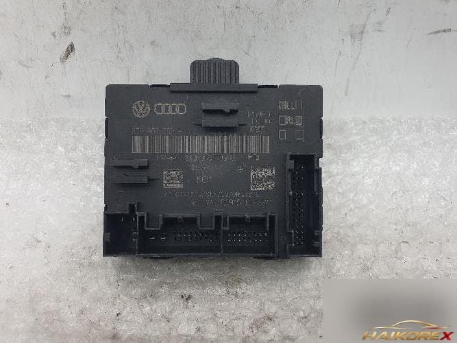 Audi A4 2016 — модуль управления дверью 8T0 959 793 P
