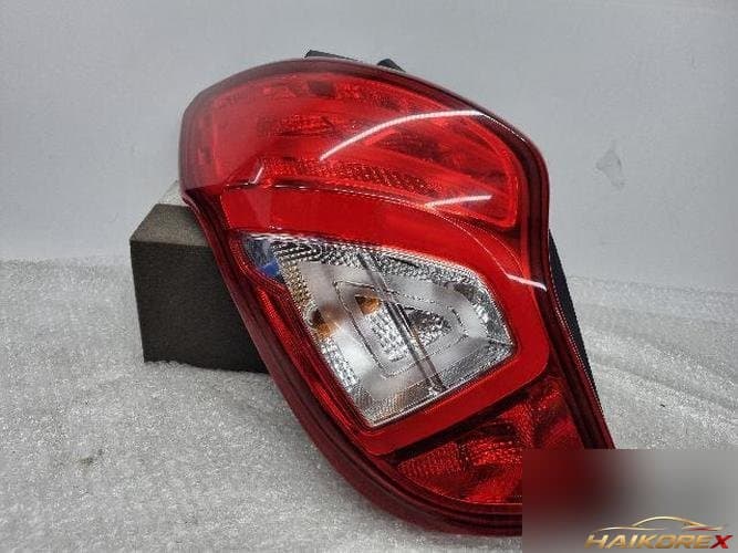 KG Mobility Korando 2018 — комбинированный задний фонарь левый (водительский) 83601-34050