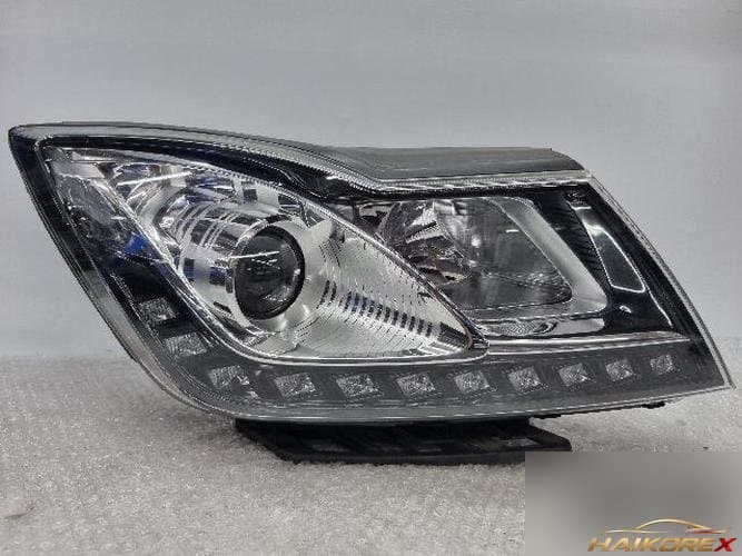 KG Mobility Korando 2018 — фара правая (HID) 83108 34200