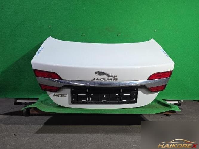 Jaguar XF 2015 — крышка багажника CX23-40110-AD
