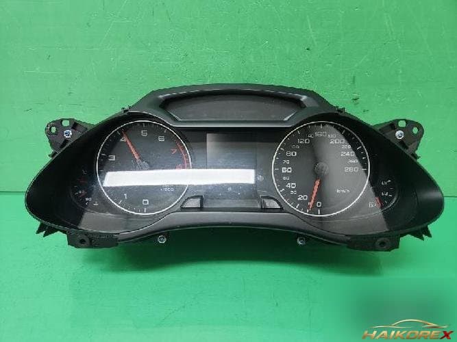 Audi A4 2009 — приборная панель 8K0920930A