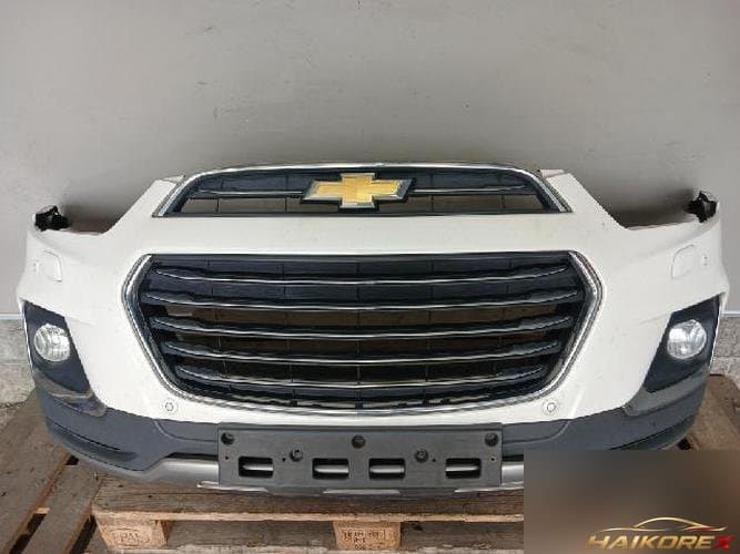 Chevrolet Captiva 2016 — передний бампер