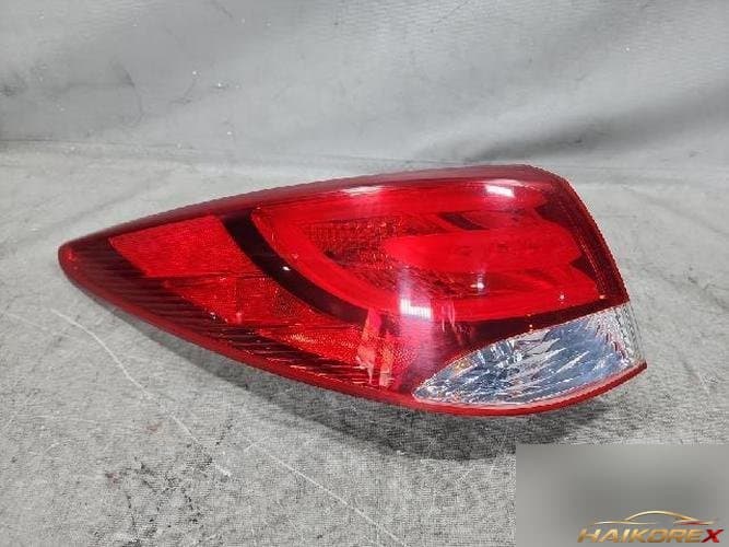 Hyundai Tucson 2010 — комбинированный фонарь задний левый (со стороны водителя)
