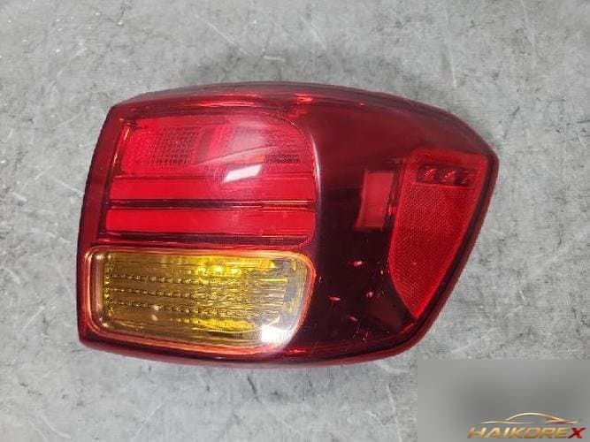 Kia Carnival 2015 — фонарь задний правый (комбинированный)