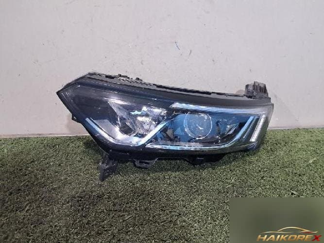 Renault SM6 2016 — фара левая 260607108R