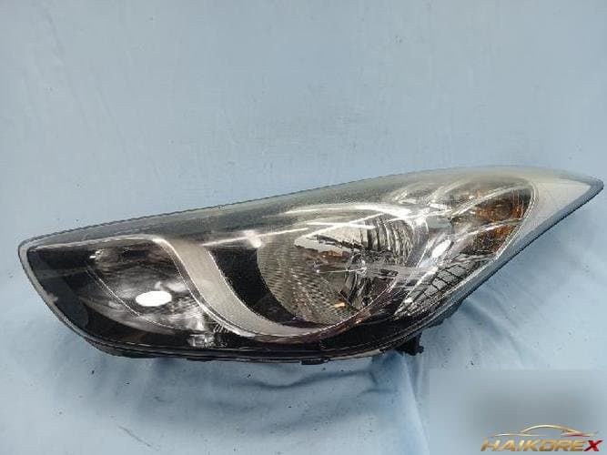 Hyundai Avante 2013 — фара левая