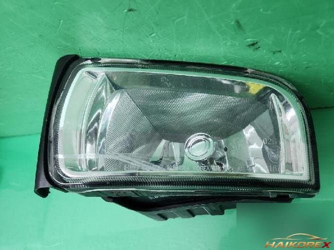 Hyundai Grandeur 2009 — противотуманная фара левая (водительская)