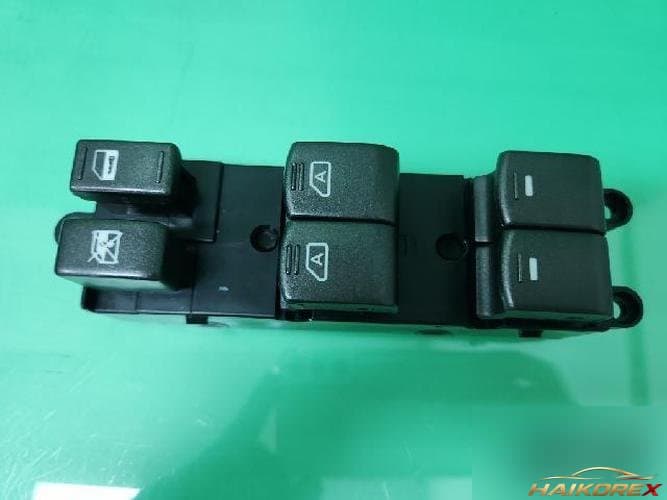 Renault SM7 2011 — переключатель стеклоподъёмника 1