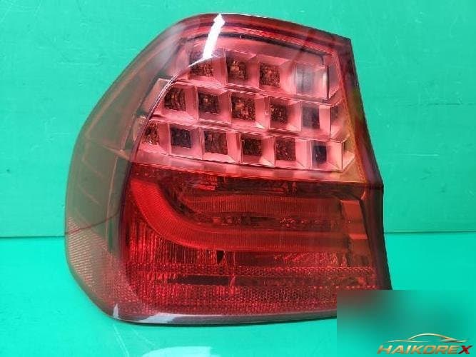 BMW 3 Series 2010 — комбинированный задний фонарь левый (водительский) 4871731 8