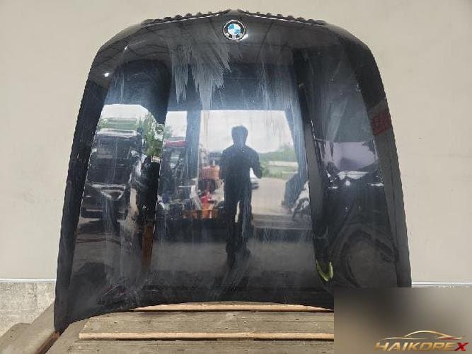 BMW X Series 2012 — капот передний