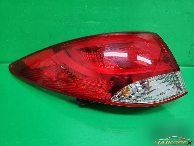 Hyundai Tucson 2011 — комбинированный фонарь задний левый (водителя)