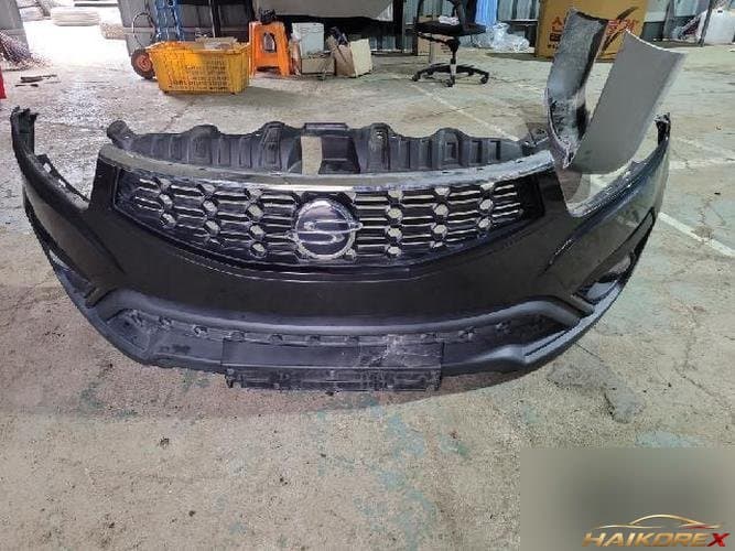 SsangYong Korando 2014 — передний бампер