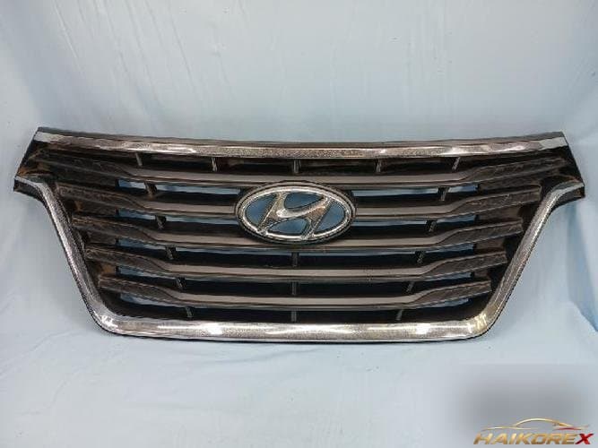 Hyundai Grand Starex 2020 — решетка радиатора передняя