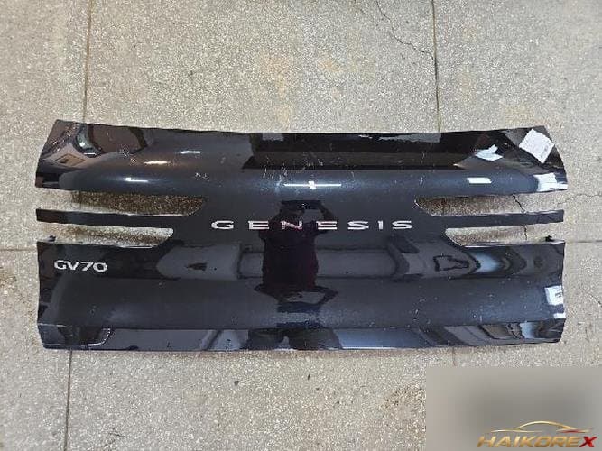 Genesis GV70 2022 — крышка багажника