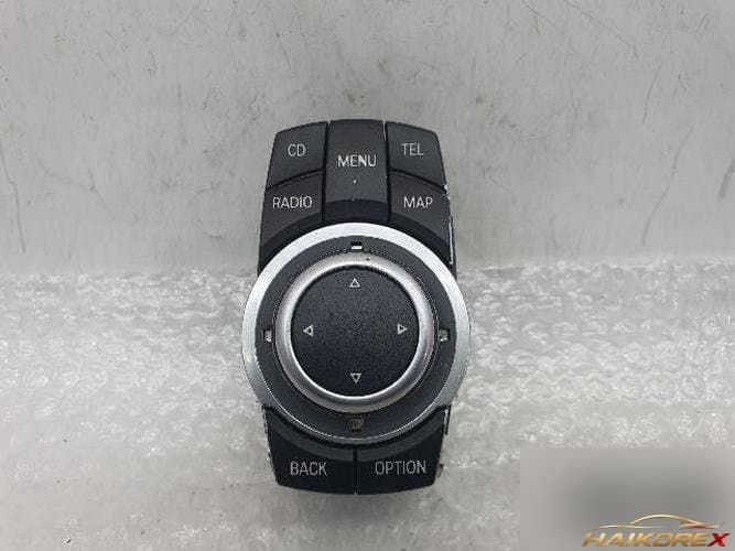 BMW X Series 2012 — джог-шаттл