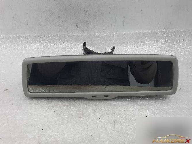 Volkswagen Golf 2013 — зеркало салона