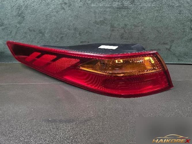 Kia K5 2014 — комбинированный фонарь задний левый