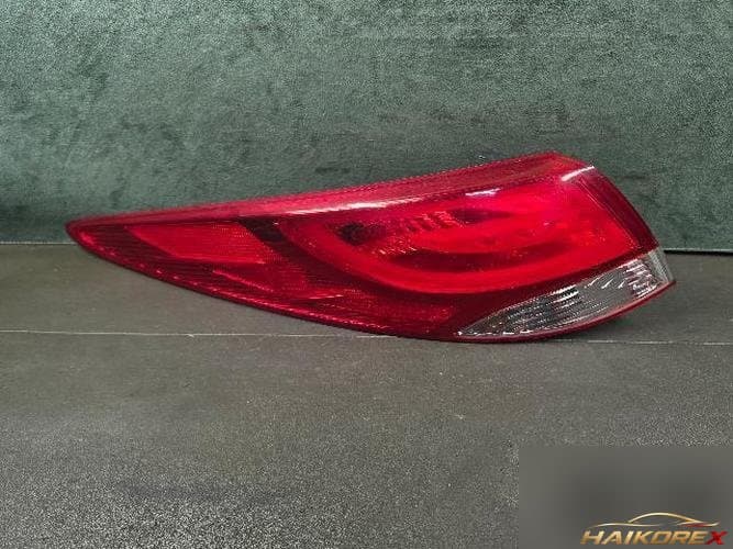 Hyundai Tucson 2013 — комбинированный фонарь задний левый
