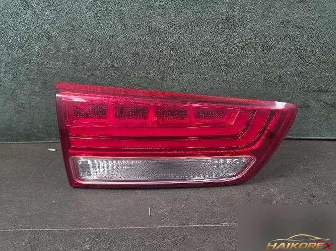 Kia Carnival 2016 — накладка задней двери левая