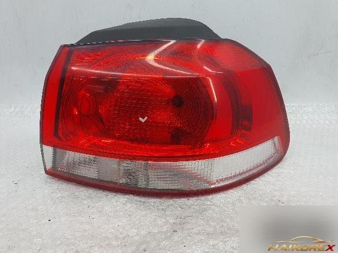 Volkswagen Golf 2013 — комбинированный фонарь задний правый