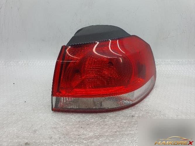 Volkswagen Golf 2013 — комбинированный фонарь задний правый