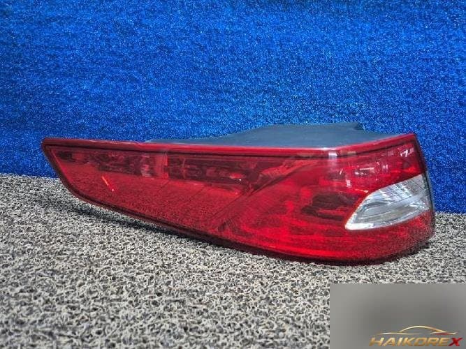 Kia K5 2011 — фонарь комбинированный задний левый
