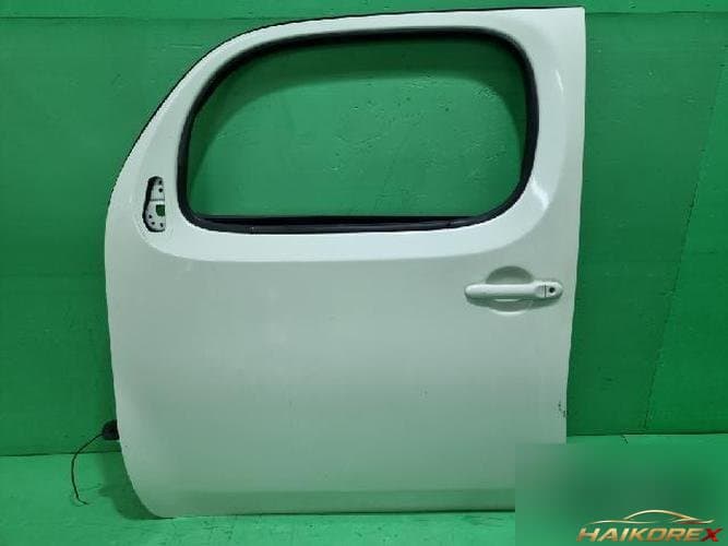 Nissan Cube 2011 — передняя дверь левая