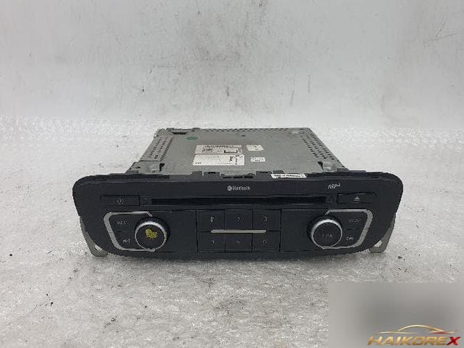 Renault SM5 2014 — AV система