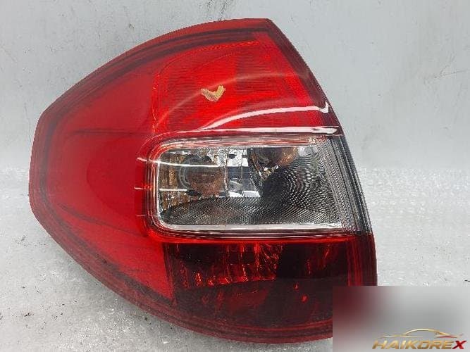 Renault QM5 2014 — комбинированный фонарь задний левый