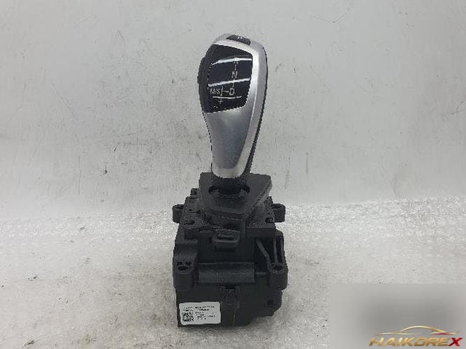 BMW 4 Series 2016 — рычаг переключения передач
