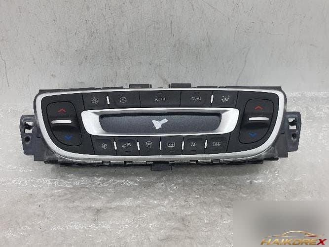 Renault SM3 2011 — переключатель управления отопителем и кондиционером