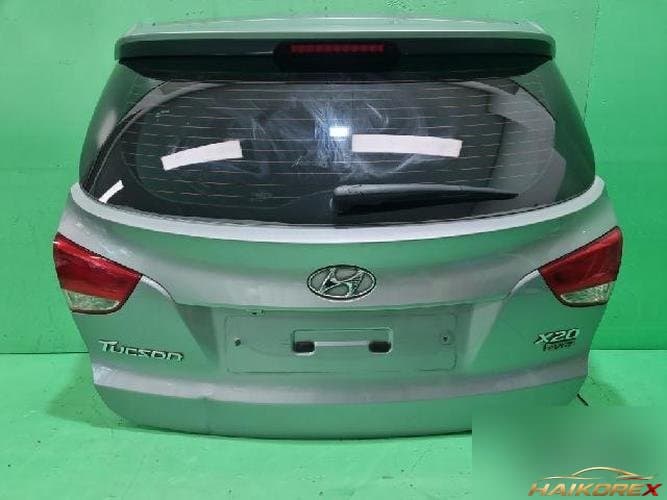 Hyundai Tucson 2012 — задняя дверь (дверь багажника)