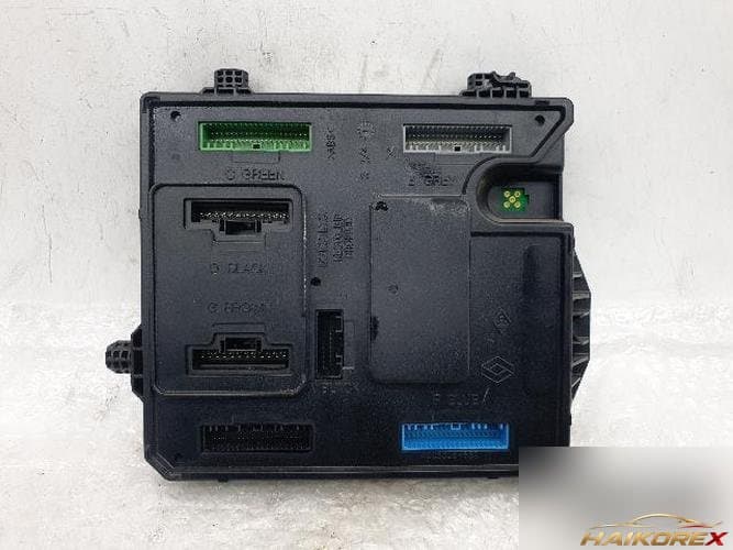 Renault SM3 2011 — блок управления кузовом ETACS/BCM