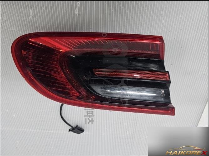 Porsche Macan 2015 — фонарь задний левый внутренний